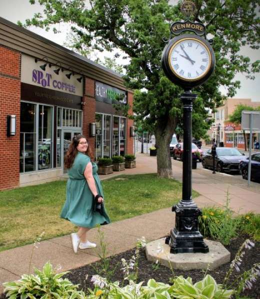 IMG_3133~2 Rebecca at the Village clock